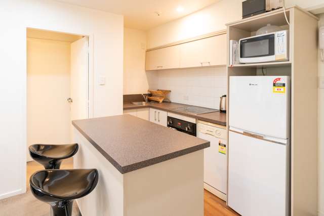 23/54 Hill Street Thorndon_2