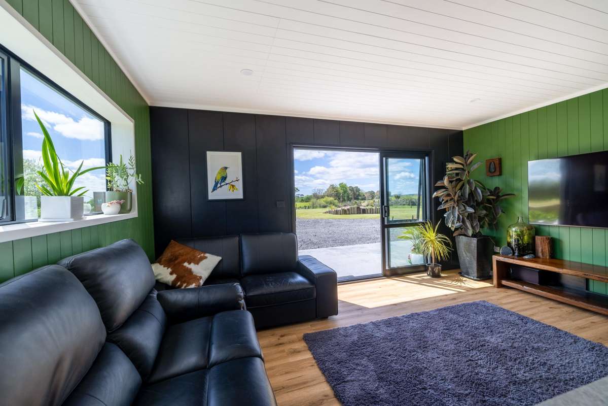 84 Hall Road_3