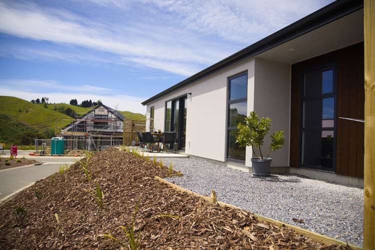 1 Hill Tops Way Stoke_9