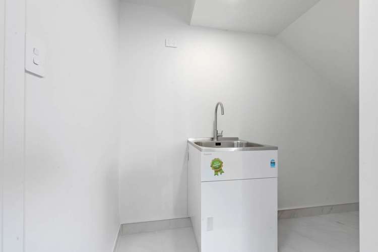 1-4, 1664 Great North Road Avondale_22