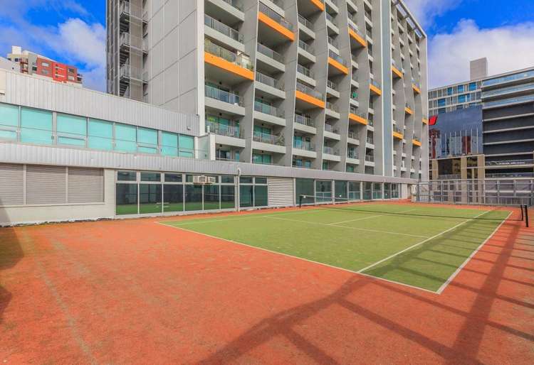 1007/30 Beach Road Auckland Central_13