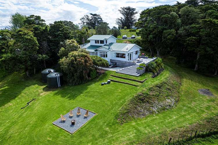 221 Mountain Road Maungaturoto_30