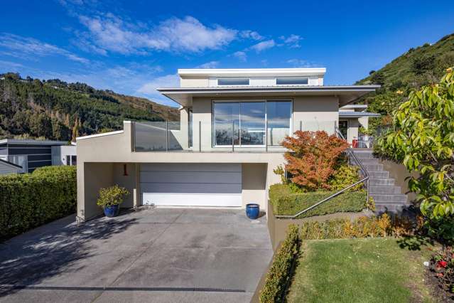 Space, Views & Impressive Garaging