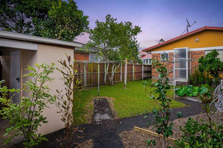 1/14 Flanshaw Road Te Atatu South_12