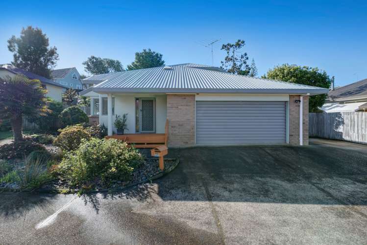 69 Donald Street Stanmore Bay_14