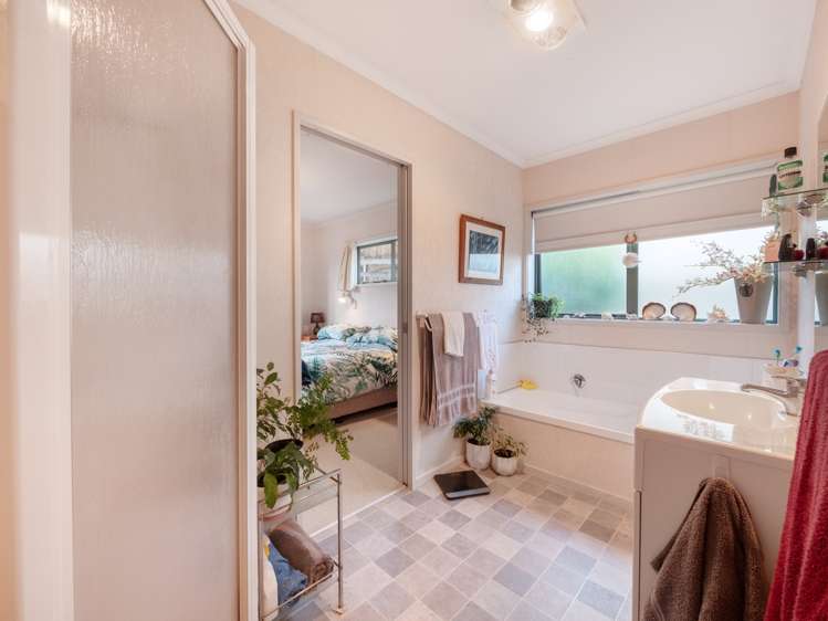 5 Oteki Park Drive Welcome Bay_9