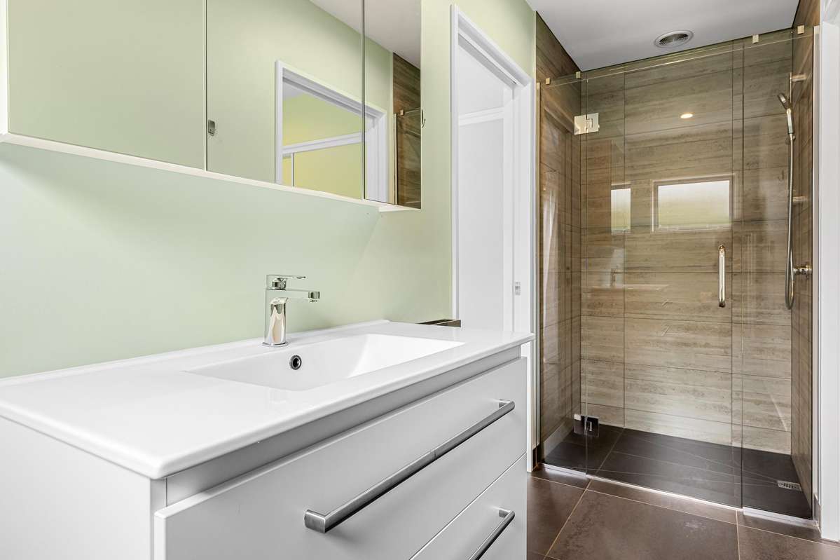 15 Railway Terrace_3