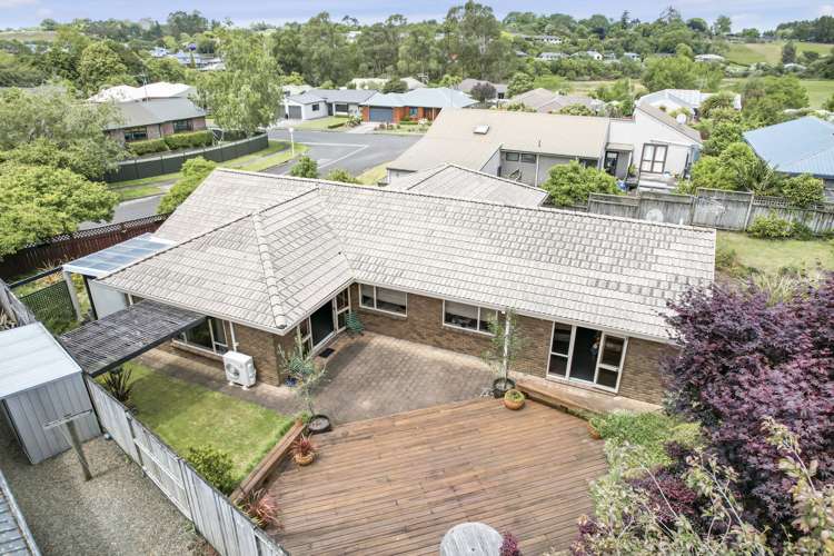 68 Sunnyhills Avenue Glenview_19