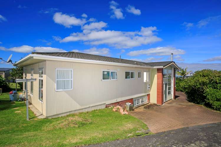 94 Raleigh Road Northcote_14