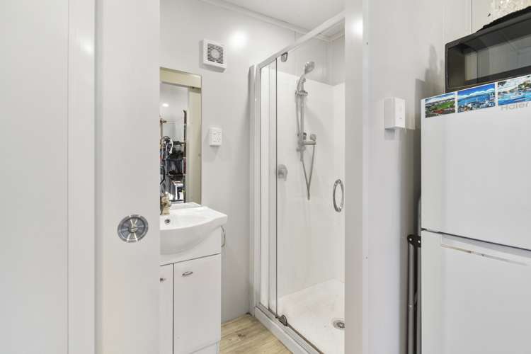 68a Victory Avenue Karori_5