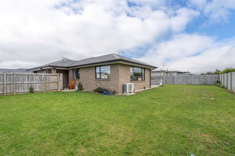 7 Checketts Place Kingswell_17