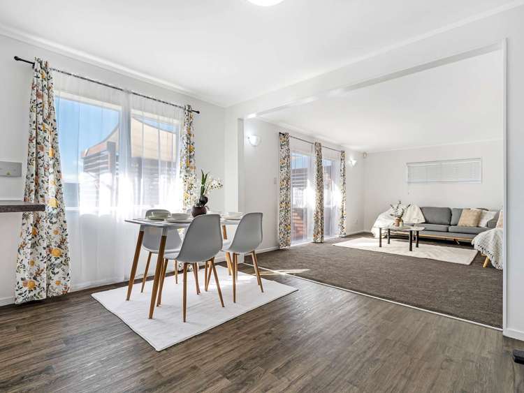 15 May Road Mangakakahi_2