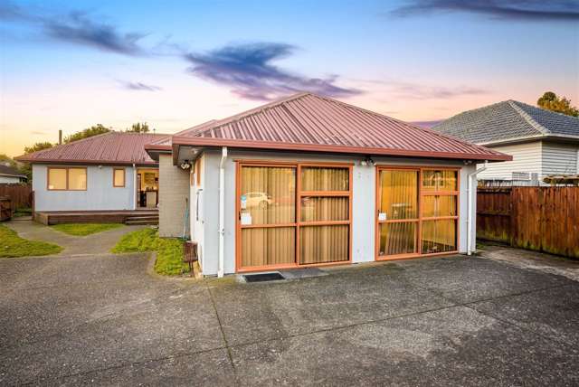 Prime Rental Opportunity in Avondale