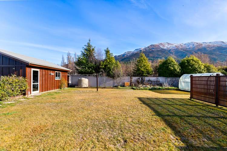 15 Hewson Crescent Lake Hawea_14