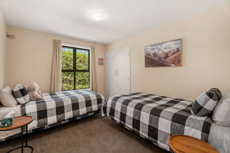 12 Ethereal Crescent Cromwell_21