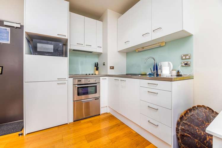 11F/16 Gore Street Auckland Central_11