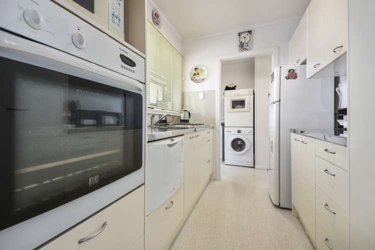 26 West Coast Road Glen Eden_9