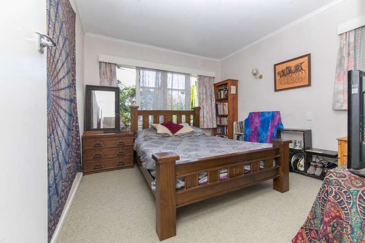 10 Queen Mary Avenue New Lynn_4