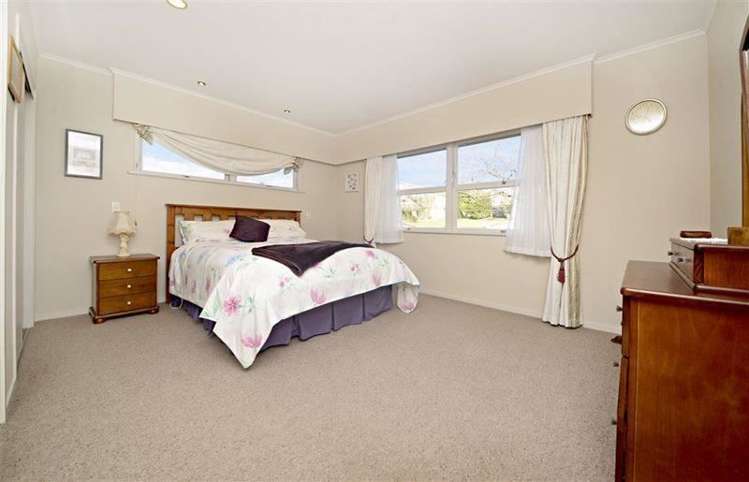 2 Ross Place Opaheke_10