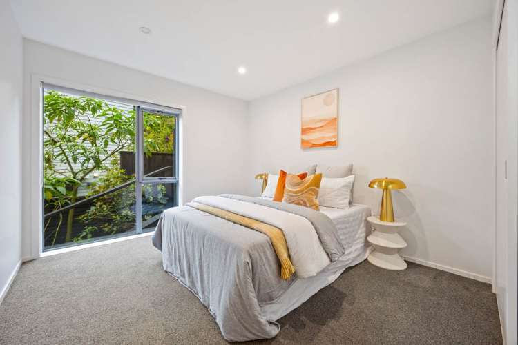 25c Marina Road Torbay_16