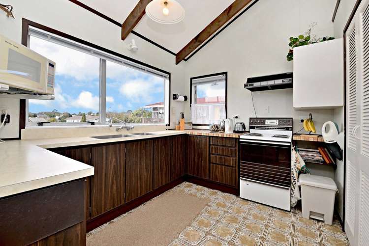 2/9 Courant Place Clover Park_3