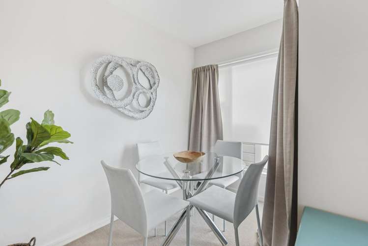1/70 Gowing Drive Meadowbank_2