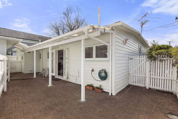 33 Kowhai Street Mount Eden_17