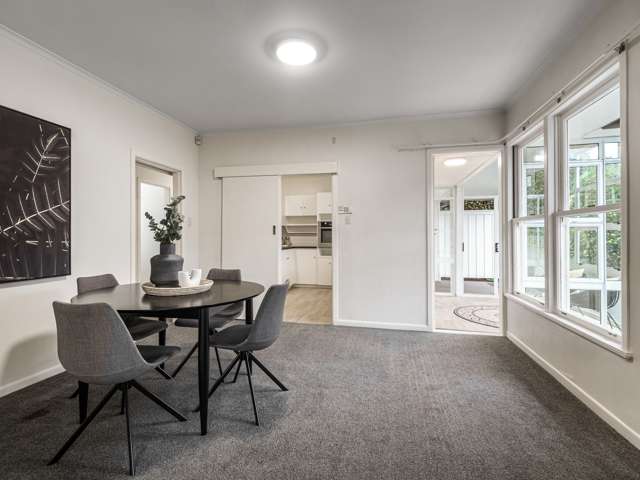 2/44 Clonbern Road Remuera_4