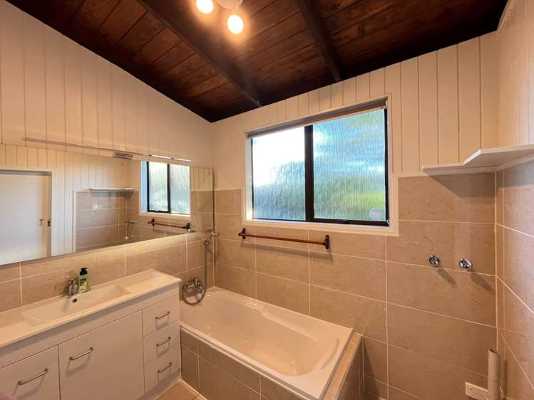 1/150 Titirangi Road New Lynn_6