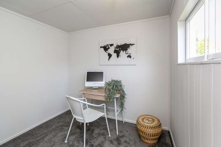 10 Awanui Street Merrilands_15