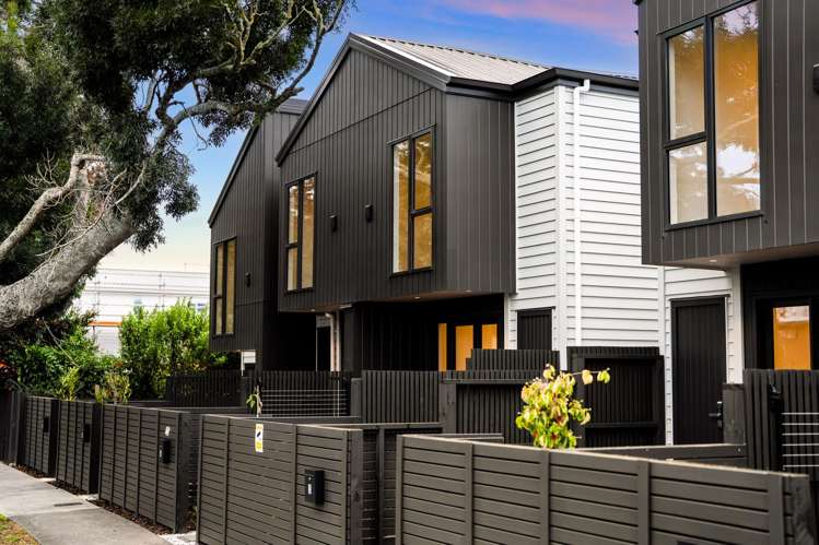 2-6/49 Hendon Avenue_0