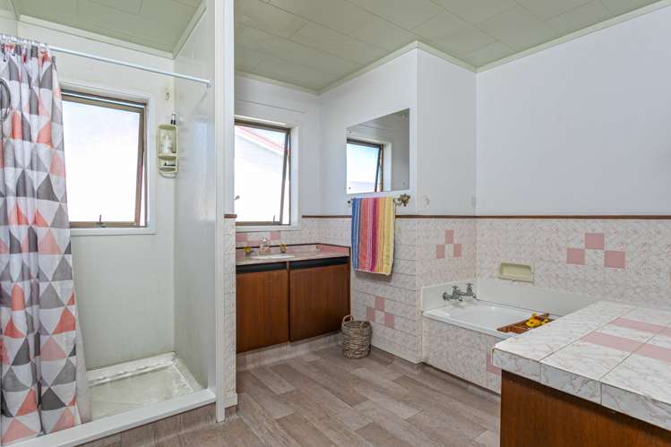 107 Titiro Place Onemana_17