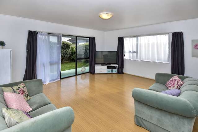 2/18 Cliff Road Papakura_3