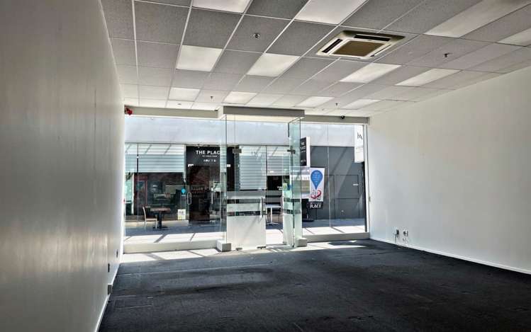 (Unit 4) 62-78 Hurstmere Road Takapuna_3