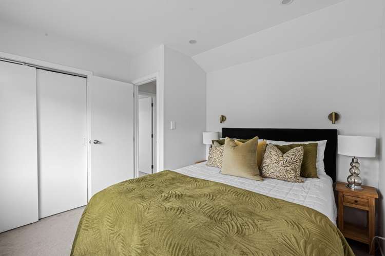 2/30a Glenvar Road Torbay_9