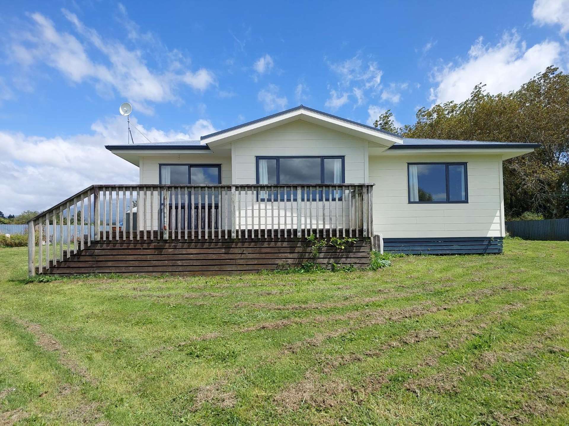 1203 Upland Road Egmont Village New Plymouth Houses for Rent