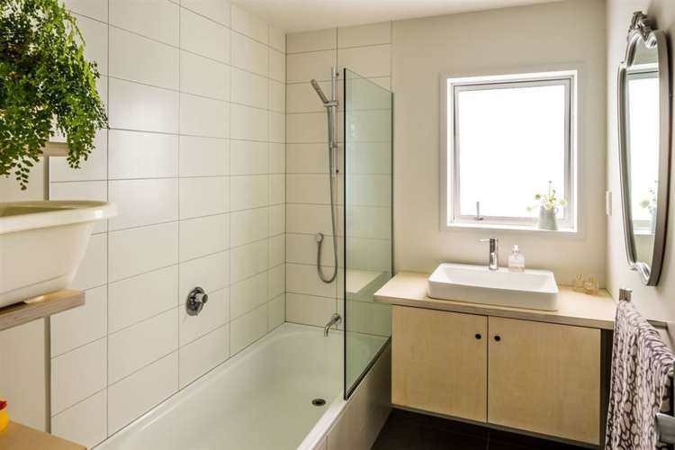 125 Marine Parade Seatoun_12