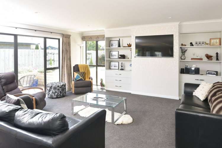 6 Goldrich Grove Netherby_5