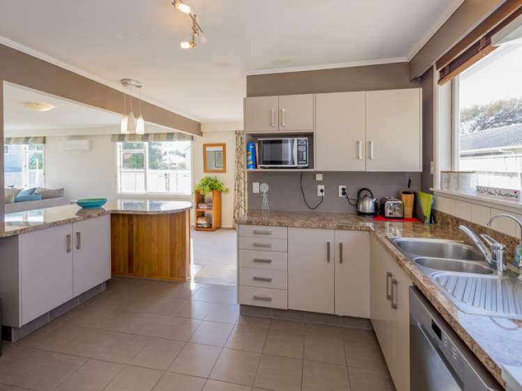 18a Mahana Road Paraparaumu Beach_5