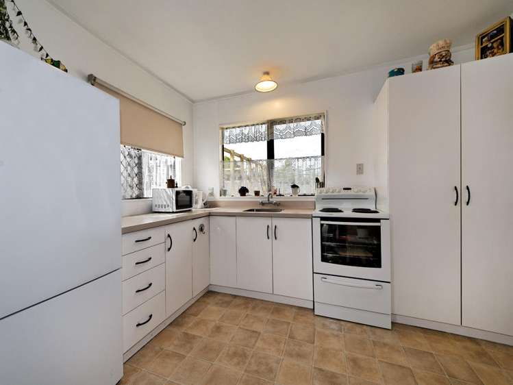 50a Titoki Street Te Atatu Peninsula_17