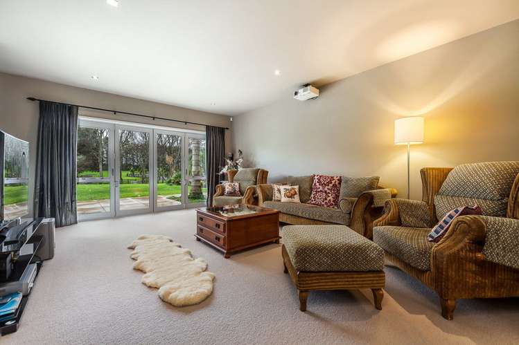 431 Glenbrook Road Kingseat_7