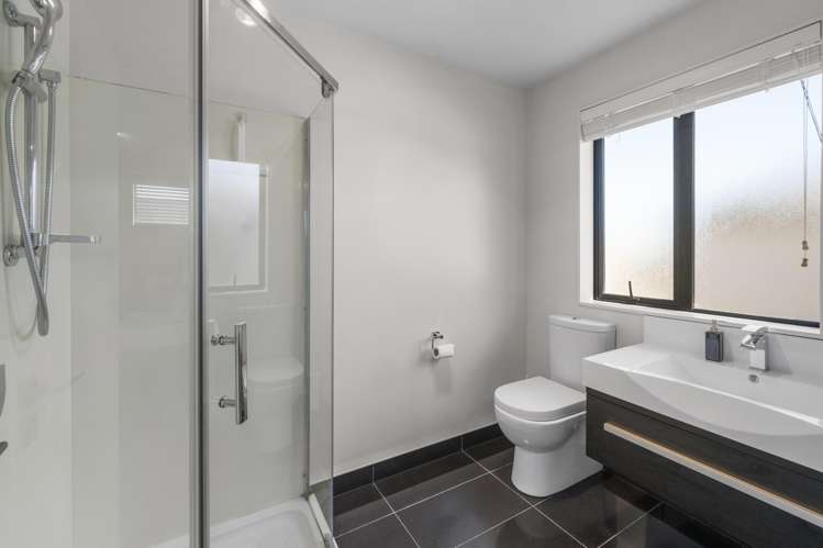 2/15 George Street Riccarton_16