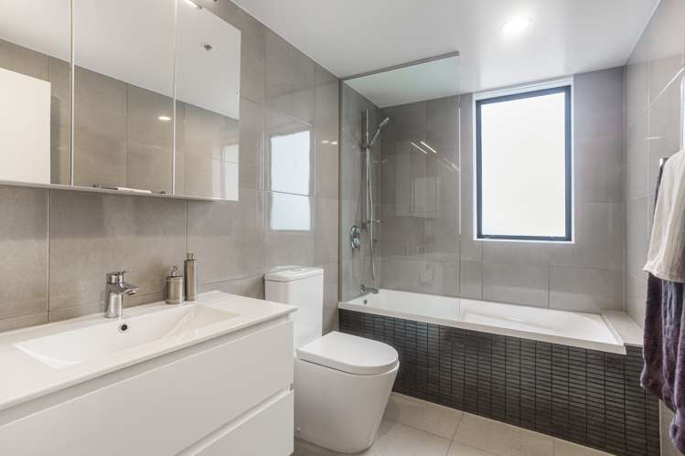 5c/23 George Street Newmarket_16