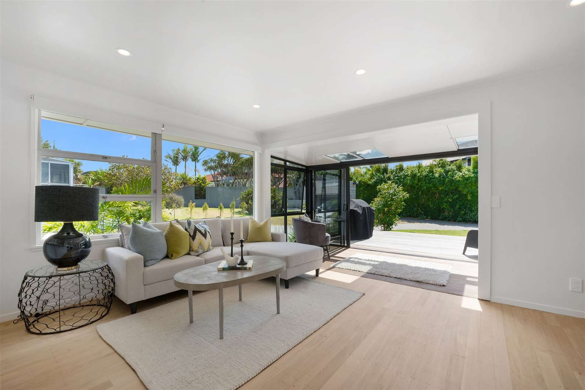 1/240 Hurstmere Road Takapuna_0