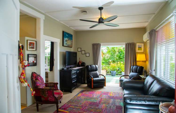 2 Rutland Street Utuhina_8