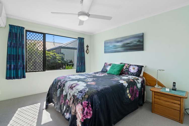 13 Monaco View Stoke_16