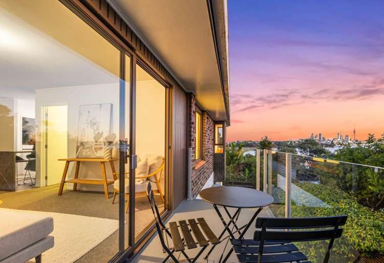 2/59 Norwood Road_0
