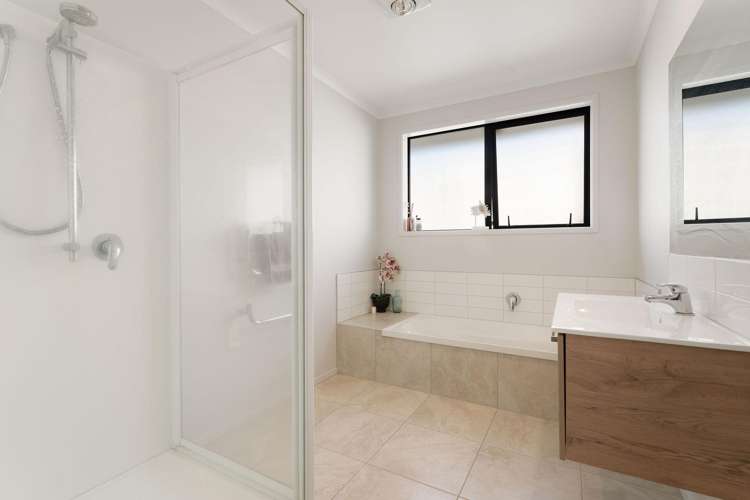 83 Hastings Road Pyes Pa_14