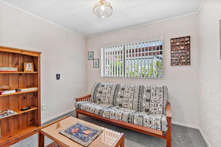 2/10 Braintree Street Te Kamo_10