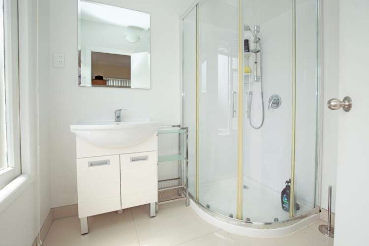 1/1287 Whangaparaoa Road Army Bay_12